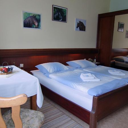 Pension Rosenhof Gorlitz Bagian luar foto